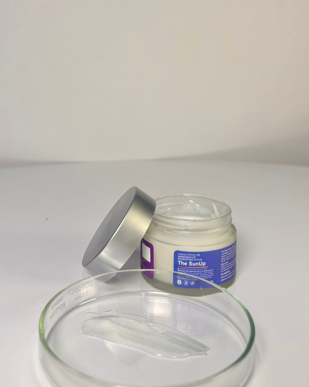 Natural Moisturizer (Niacinamide + Hyaluronic Acid)
